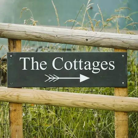 The Cottage- Hopewell *