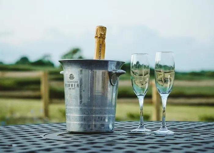 The Cottage- Hopewell *