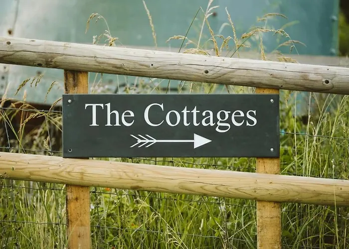 The Cottage- Hopewell *