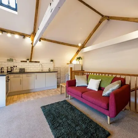 The Cottage- Hopewell