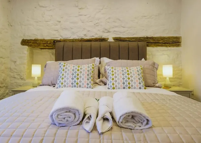 The Cottage- Hopewell * Bristol